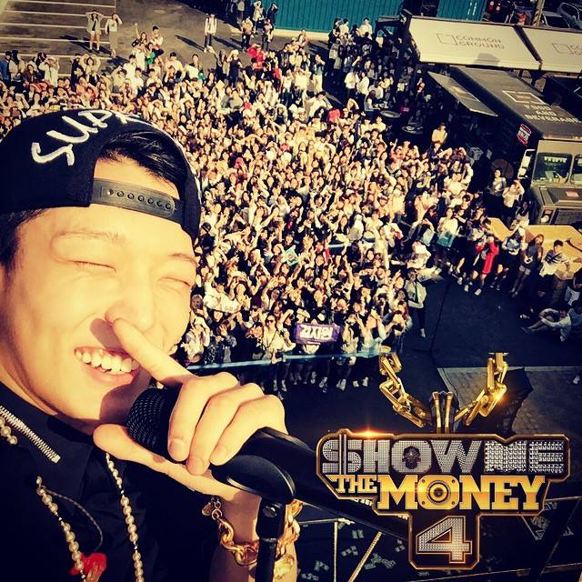 Bobby at guerilla concert for Show Me The Money